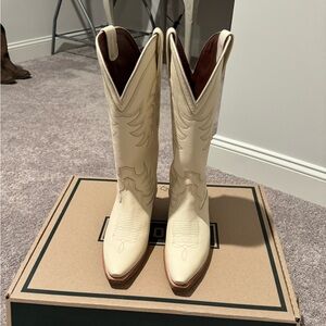 The Annie Tecovas- Never Worn